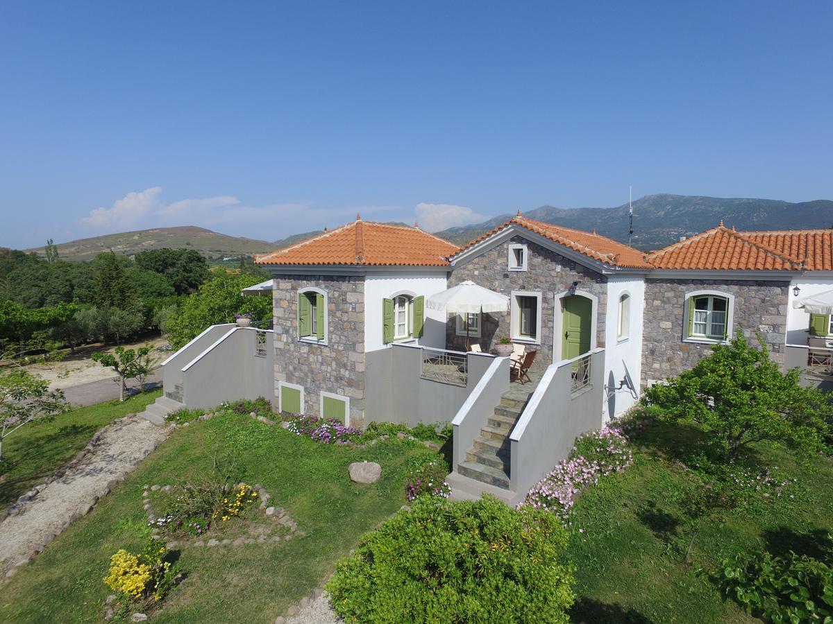 Moongarden Aparthotel Mithimna Exterior foto